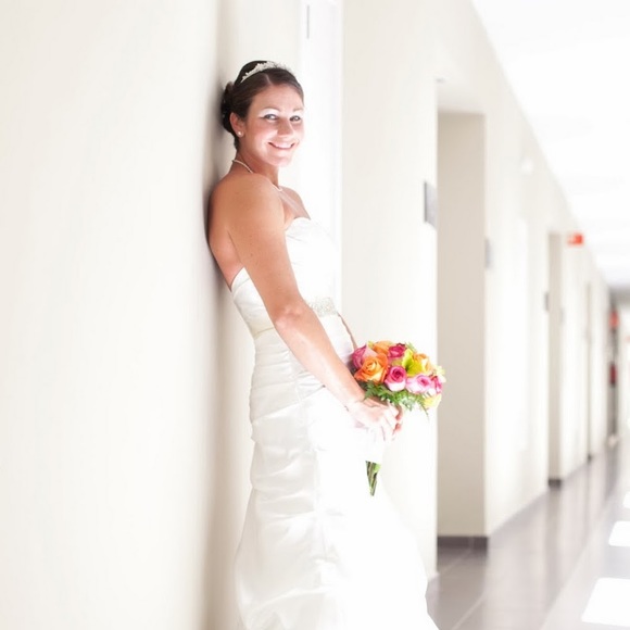 Meet your Posher, Lindsey - Picture 1 of 1